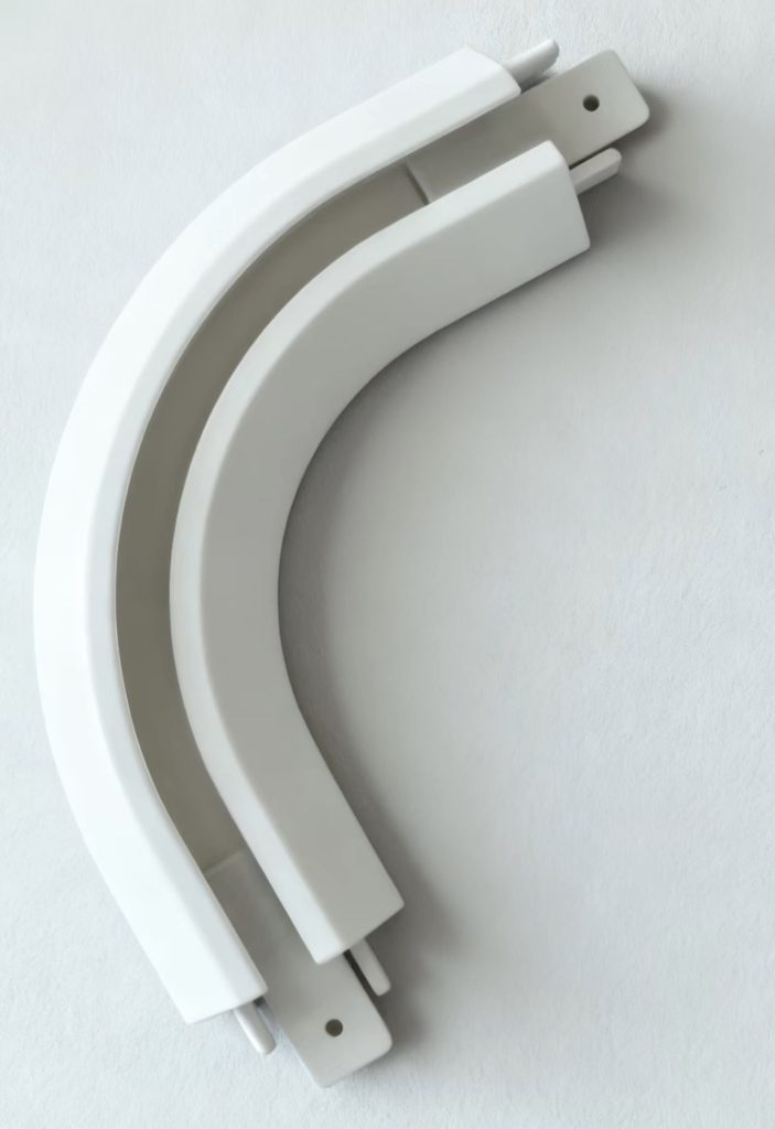 Ultra-thin curtain track corner connector for slim tracks